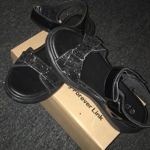 Black Buckled Ankle Stud Flatform Sandals